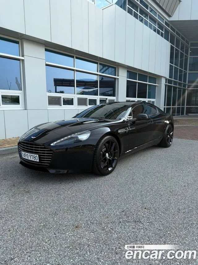 Astonmartin Rapide 6.0S V12