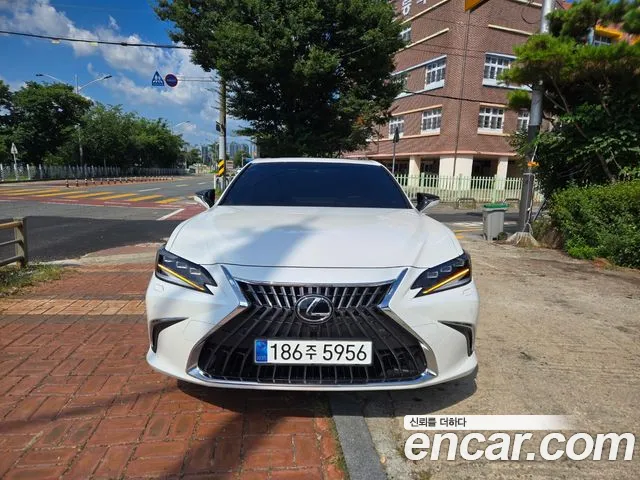 Lexus ES Executive