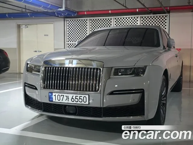 Rolls-Royce Ghost 6.7 V12
