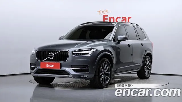Volvo XC90 D5 Momentum