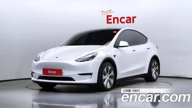 Tesla Model Y Long Range