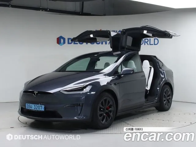 Tesla Model X Plaid