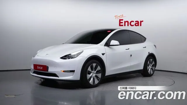 Tesla Model Y Long Range