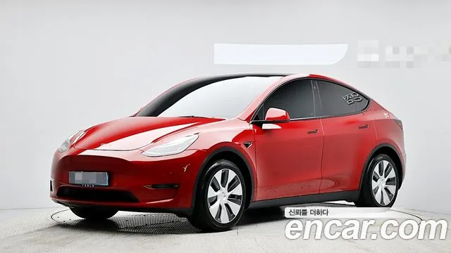 Tesla Model Y Standard Range