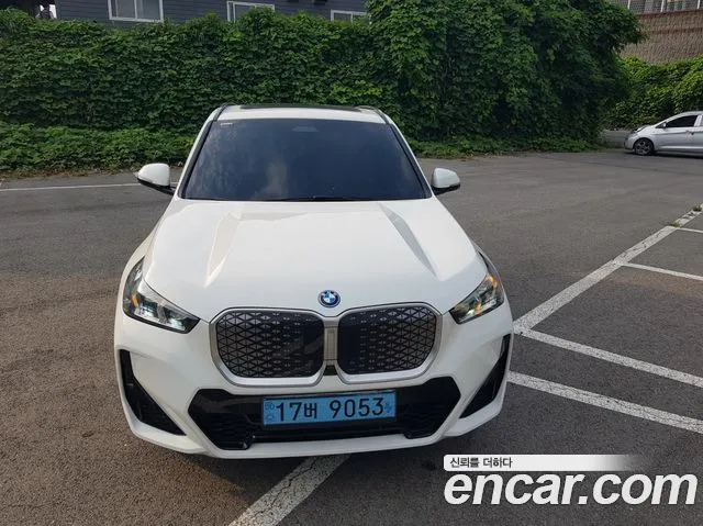 BMW iX1 xDrive 30 M Sport