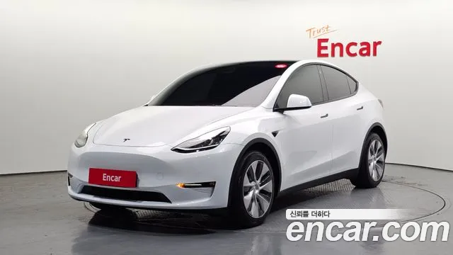 Tesla Model Y Long Range