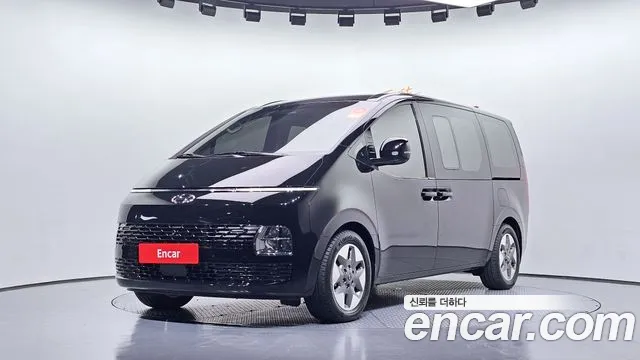 Hyundai Staria 4WD Tourer 11-Seater