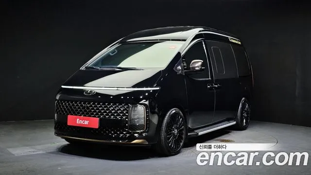 Hyundai Staria 4WD Lounge 7-Seater