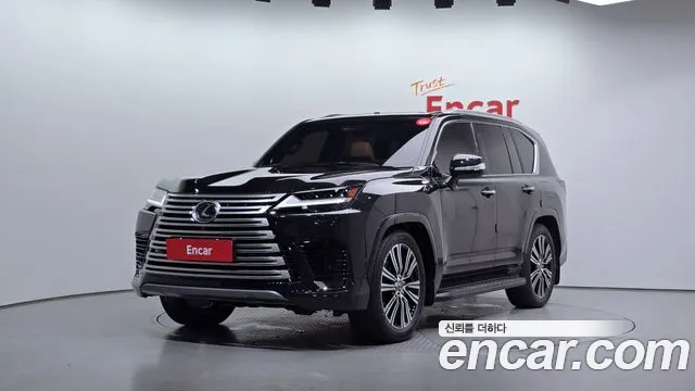 Lexus LX 700h Luxury