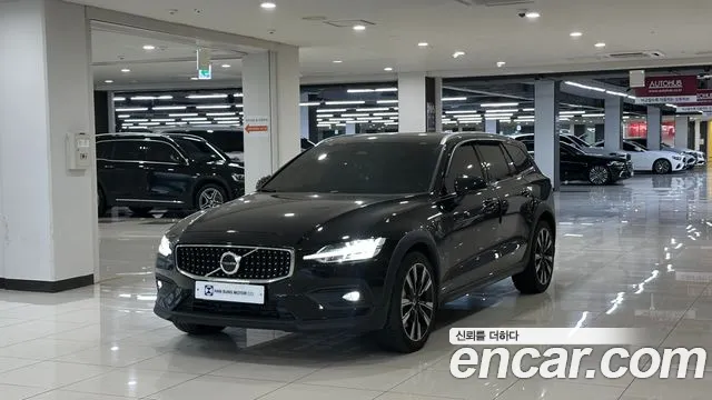 Volvo V60 B5 Ultimate AWD