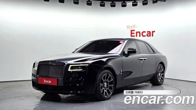 Rolls-Royce Ghost 6.7 V12 Black Badge
