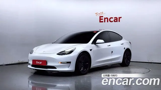 Tesla Model 3 Long Range
