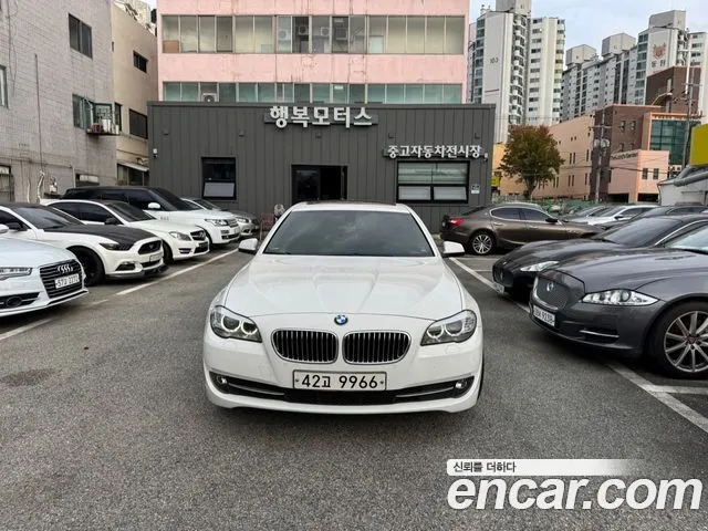 BMW 5-Series 528i