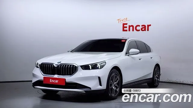 BMW 5-Series 520i