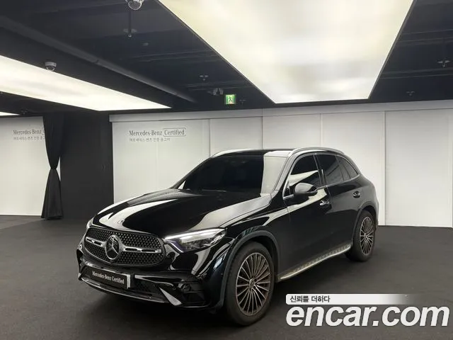 Mercedes-Benz GLC-Class GLC300 4MATIC AMG Line