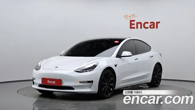 Tesla Model 3 Performance
