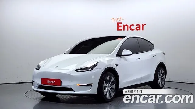Tesla Model Y Long Range