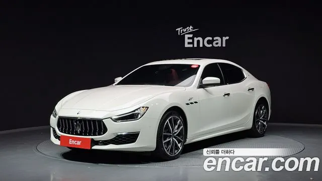 Maserati Ghibli 2.0 GT