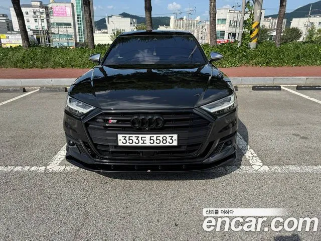 Audi S8 4.0 TFSI Quattro LWB