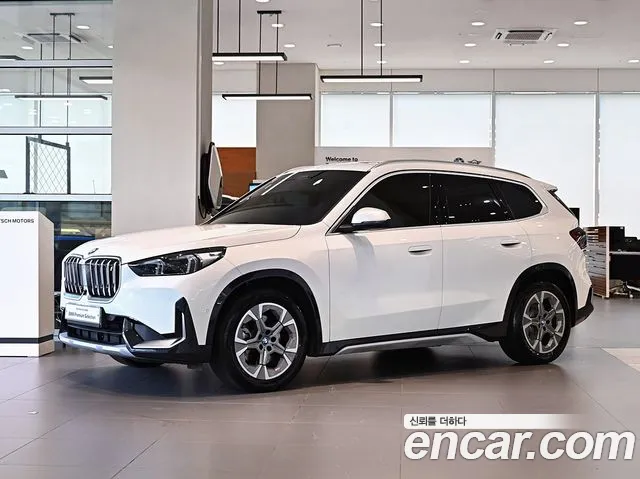 BMW iX1 xDrive 30 xLine