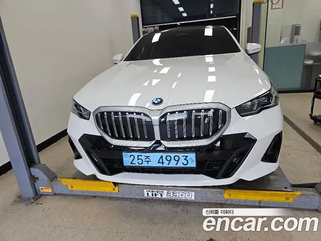 BMW i5 eDrive 40 M Sport