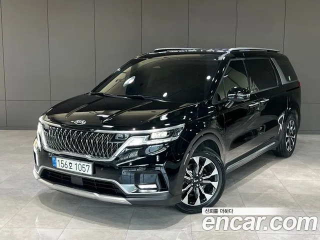 Kia Canival 9-Seater Noblesse