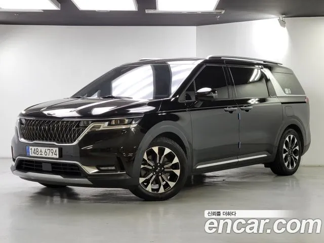 Kia Canival 9-Seater Signature