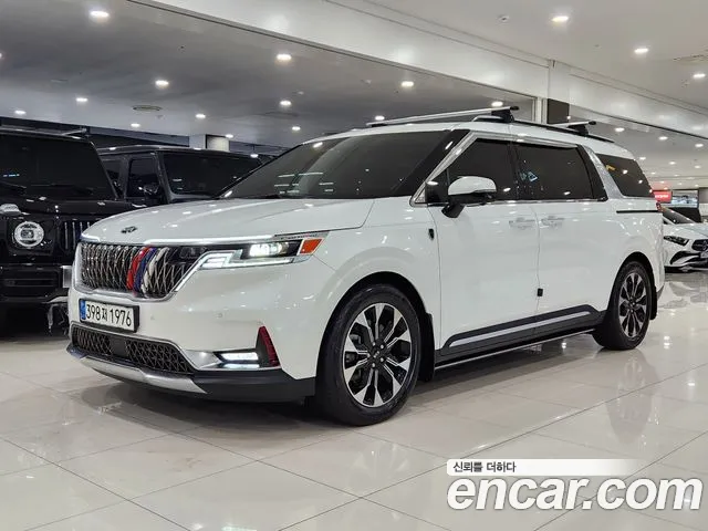 Kia Canival 9-Seater Signature