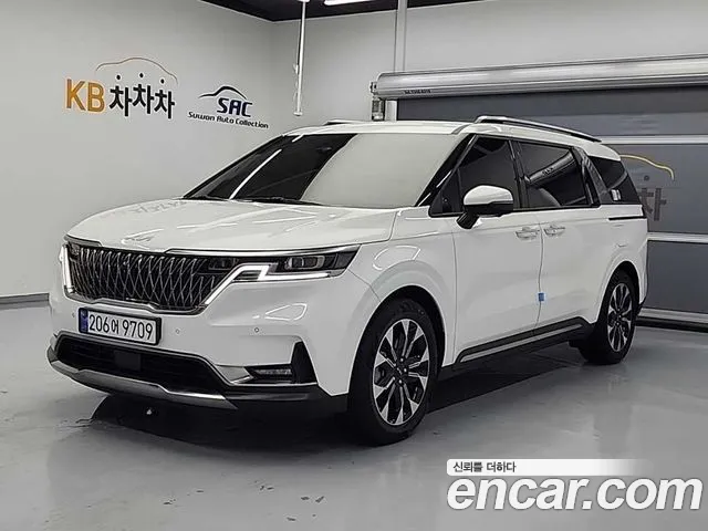 Kia Canival 7-Seater Signature