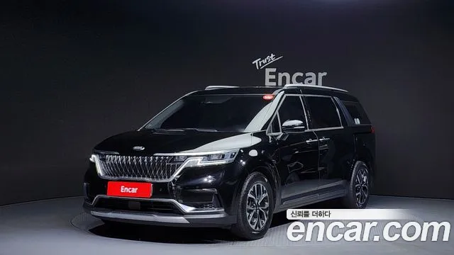 Kia Canival 9-Seater Noblesse