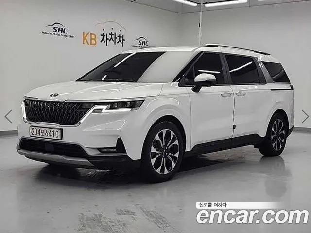 Kia Canival 9-Seater Prestige