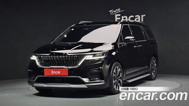Kia Canival 9-Seater Noblesse