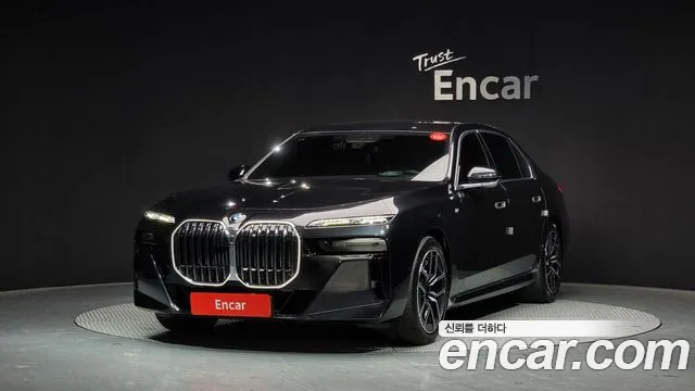 BMW 7-Series 740i sDrive M Sport