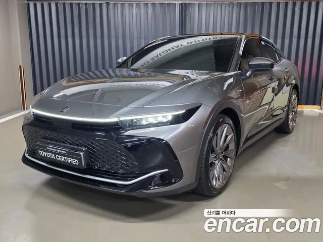 Toyota Crown 2.5 4WD Hybrid