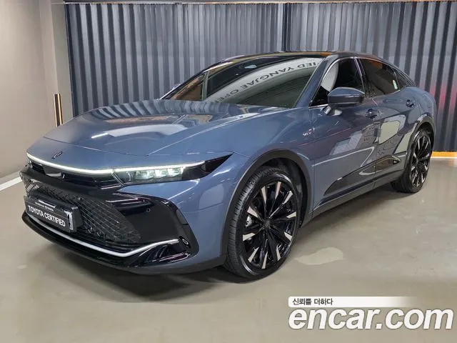 Toyota Crown 2.4 4WD Dual Boost HYbrid