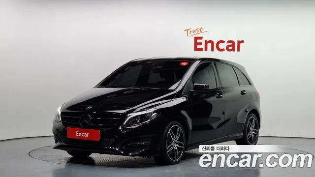 Mercedes-Benz B-Class B220