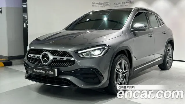 Mercedes-Benz GLA-Class GLA250 4MATIC