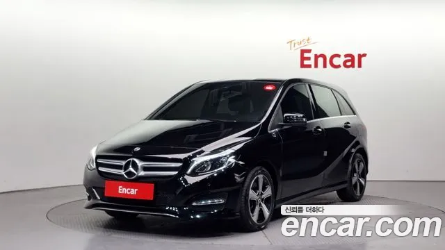 Mercedes-Benz B-Class B220