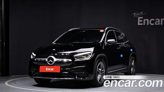 Mercedes-Benz GLA-Class GLA250 4MATIC