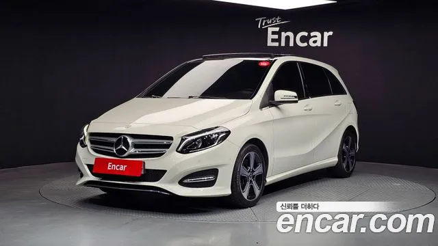 Mercedes-Benz B-Class B220
