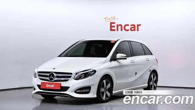 Mercedes-Benz B-Class B220