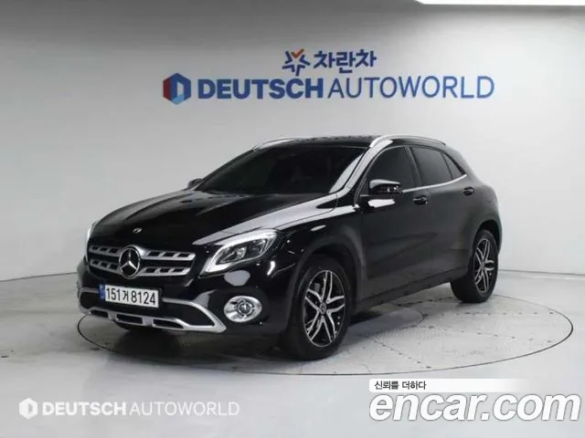 Mercedes-Benz GLA-Class GLA220 Premium