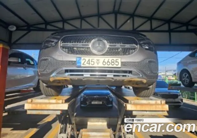 Mercedes-Benz GLA-Class GLA220