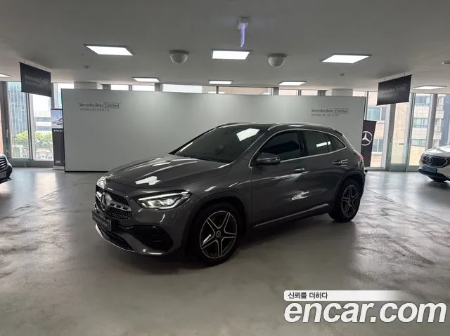 Mercedes-Benz GLA-Class GLA250 4MATIC