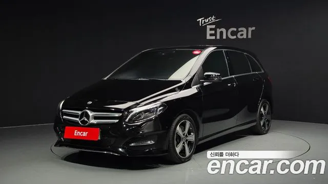 Mercedes-Benz B-Class B220
