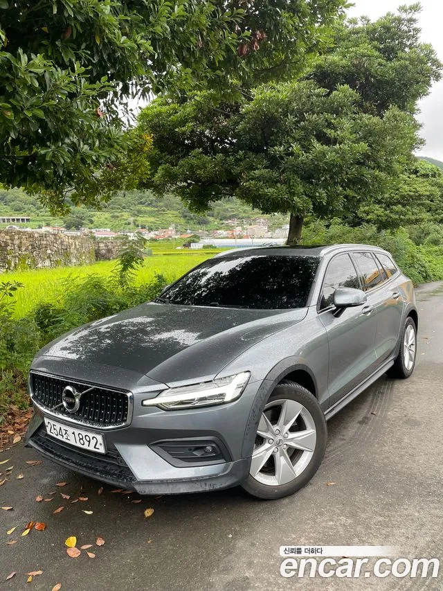 Volvo V60 T5 AWD