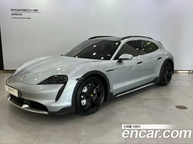 Porsche Taycan Turbo Cross Turismo