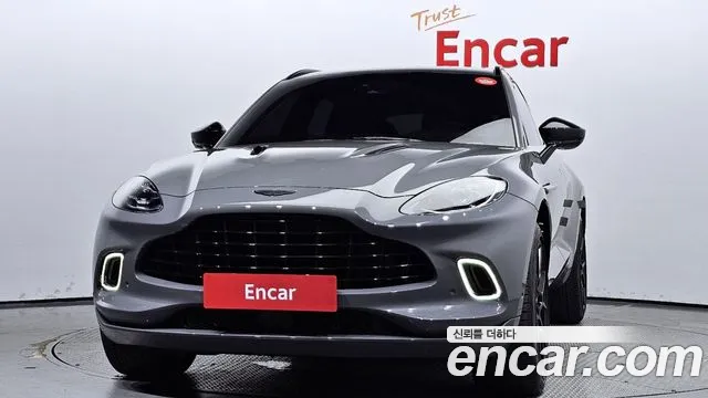Astonmartin DBX 4.0 V8