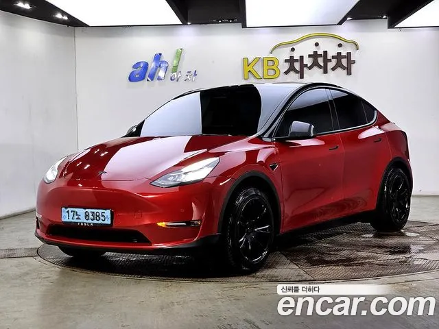 Tesla Model Y Standard Range