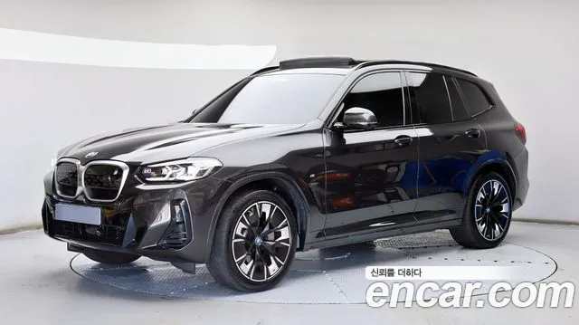 BMW iX3 M Sports